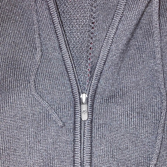 ✨SOLD✨ NWOT Lululemon Rise & Move Hoodie - Picture 4 of 12